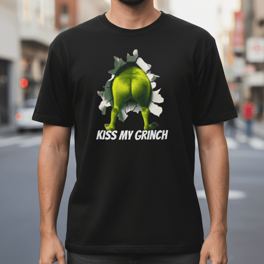 Kiss My Grinch T-Shirt - Lifestyle Foto mit frechem Grinch 3D Design